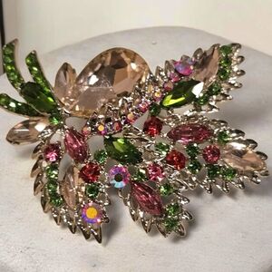 Elegant Vibrant Multi Colored Crystal Rhinestone Leaf Brooch NWT